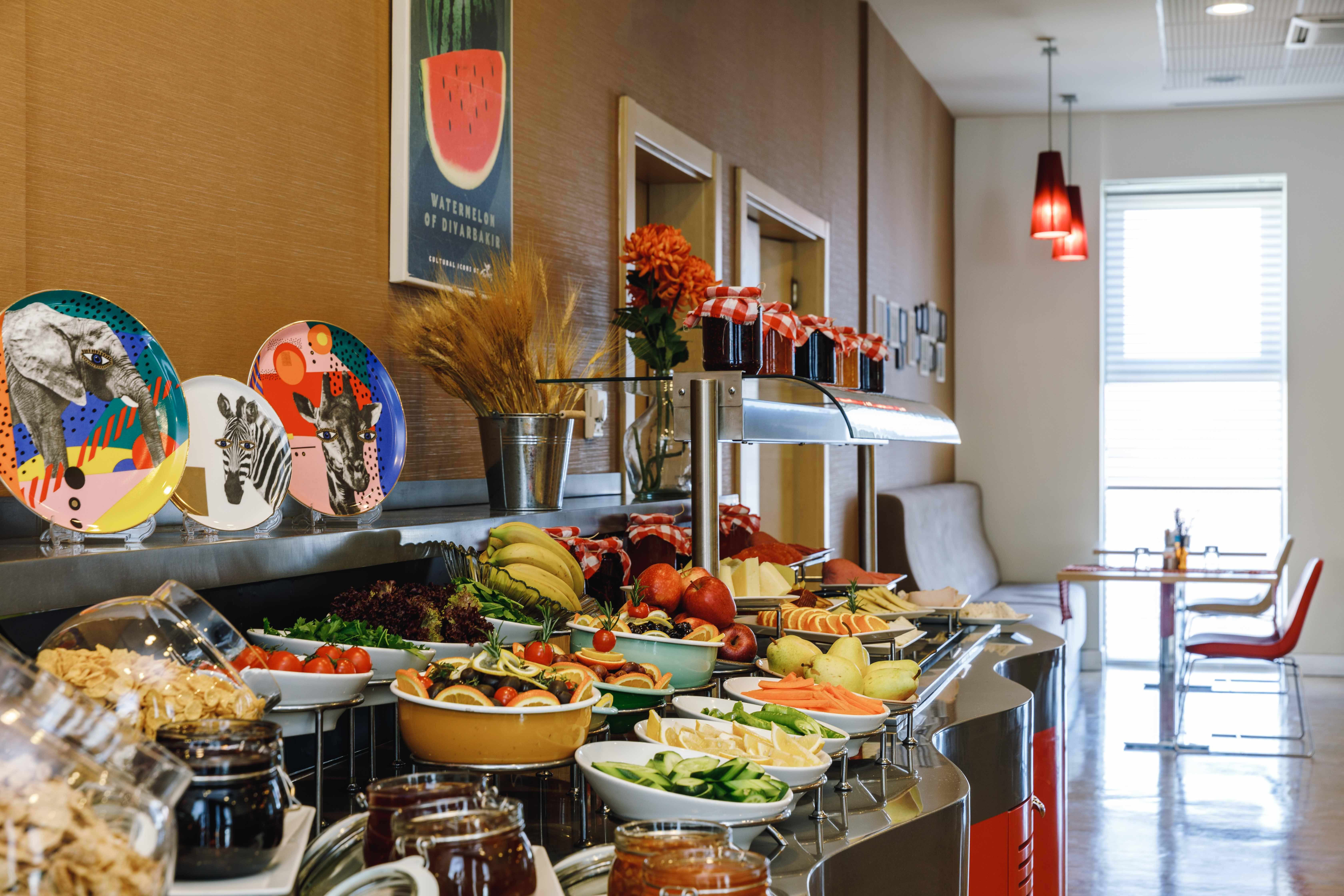 Ibis Esenyurt Hotel 3*